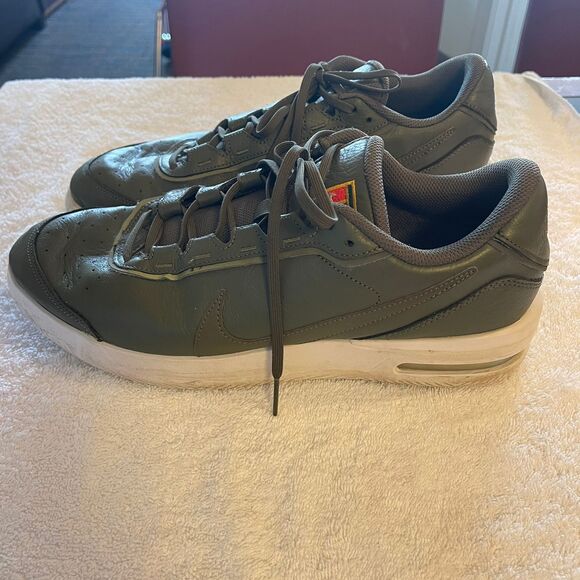 Nike Air Max Men's Vapor Wing Olive Premium Tennis Shoes Sneaker Size 12 - Picture 3 of 10